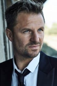 Profile picture of Philipp Hochmair who plays Graf Viktor Szápáry