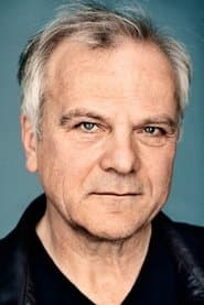 Profile picture of Bernhard Schütz who plays Klaus Breuer