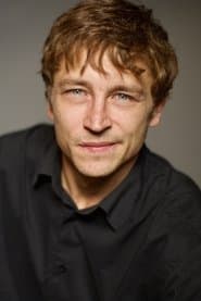 Profile picture of Vincent Rottiers who plays 