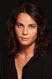 Profile picture of Tülin Özen who plays Gülbin