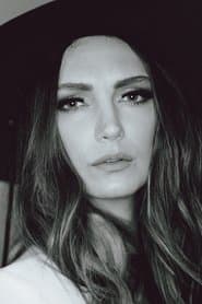 Profile picture of Hannah Levien who plays Christine Woods