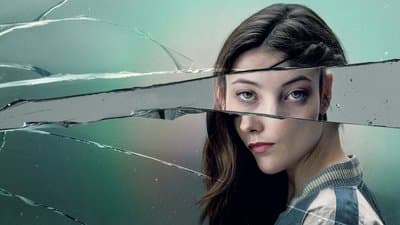 Banner of The Girl in the Mirror