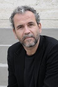 Profile picture of Guillermo Toledo who plays Roberto