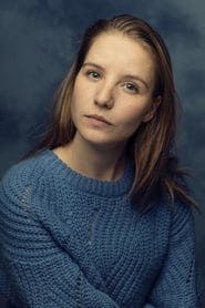 Profile picture of Amy van der Weerden who plays Nina