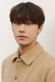 Profile picture of Lee Do-hyun who plays Lee Jun‑ho (young)