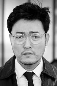 Profile picture of Lee Jun-hyeok who plays Department Head Yeom