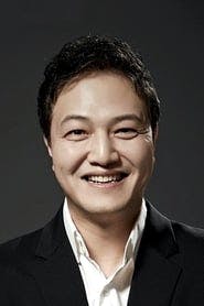 Profile picture of Jung Woong-in who plays Lieutenant Paeng