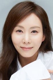 Profile picture of Park Ye-jin who plays Queen Sindeok