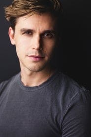 Profile picture of Antoni Porowski who plays Antoni
