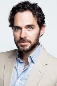 Profile picture of Manolo Cardona who plays Álex Guzmán