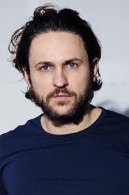 Profile picture of Dimitrij Schaad who plays Sven