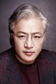 Profile picture of Lee Kyung-young who plays Edward Park / Park Gi Pyo [Dynamic Systems Corporation group D.K.P head]