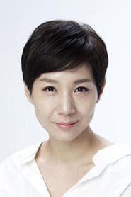 Profile picture of Kim Ho-jung who plays Han Seon-ae