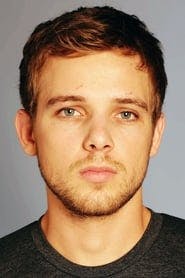 Profile picture of Max Thieriot who plays Dylan Massett