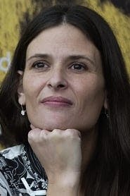 Profile picture of Ana Celentano who plays Clara