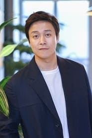 Profile picture of Choi Dae-chul who plays Kim Do Su [leader of North Korean Professional Killers]