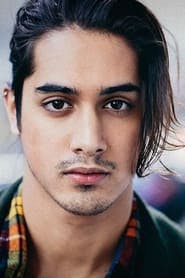 Profile picture of Avan Jogia who plays Roman Mercer