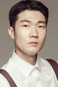 Profile picture of Kim Geun-Hwan who plays [Chairman Jang's assistant]