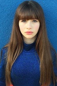 Profile picture of Malina Weissman who plays Violet Baudelaire