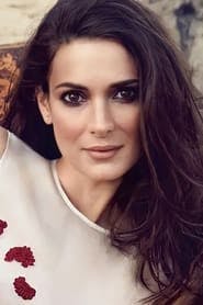 Profile picture of Winona Ryder who plays Joyce Byers